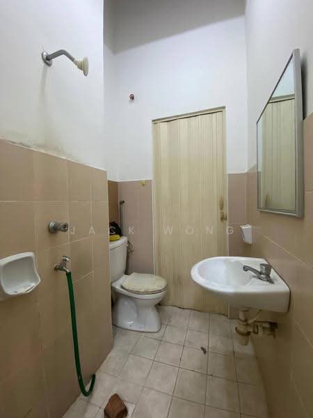 1-storey Terraced House for Sale in Mutiara Rini (Skudai) - Jack Wong - Bathroom - PropertyGuru.com.my