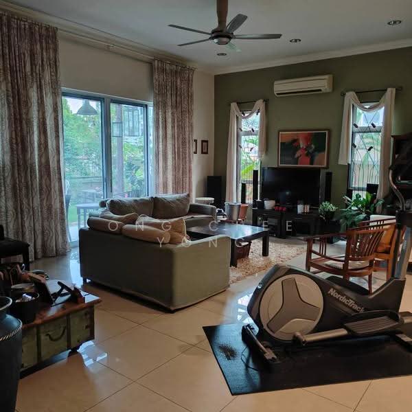 Semi-Detached House for Sale in Shah Alam (Selangor) - Ong Chee Yong - Living Room - PropertyGuru.com.my