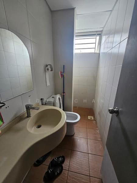 Condominium for Rent at Platinum Lake PV 16 - Eddie Chan - Bathroom - PropertyGuru.com.my