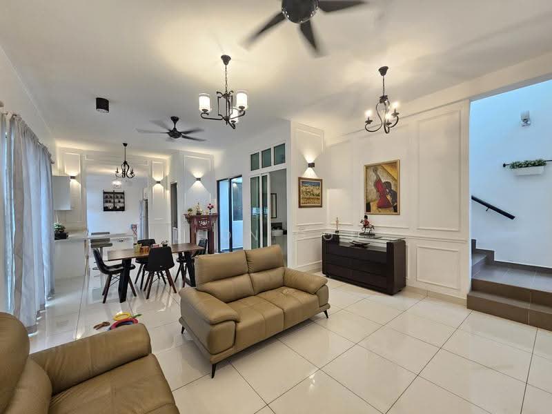 Rumah Berkembar untuk Dijual di Bandar Rimbayu (Telok Panglima Garang) - Leon Goh - Living Room - PropertyGuru.com.my