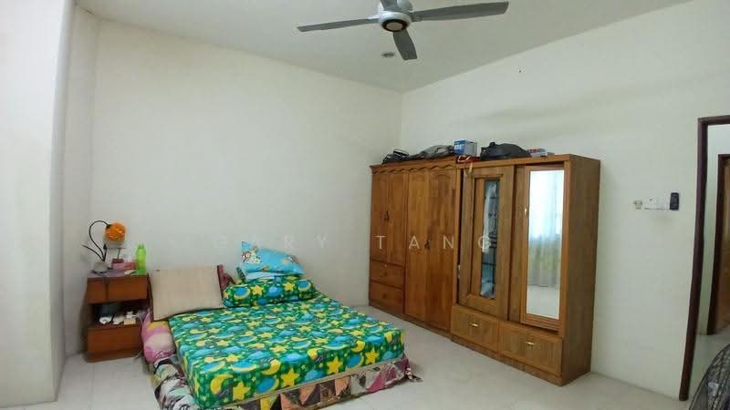 2-storey Terraced House for Sale in Menglembu (Perak) - Gary Tang - Bedroom - PropertyGuru.com.my