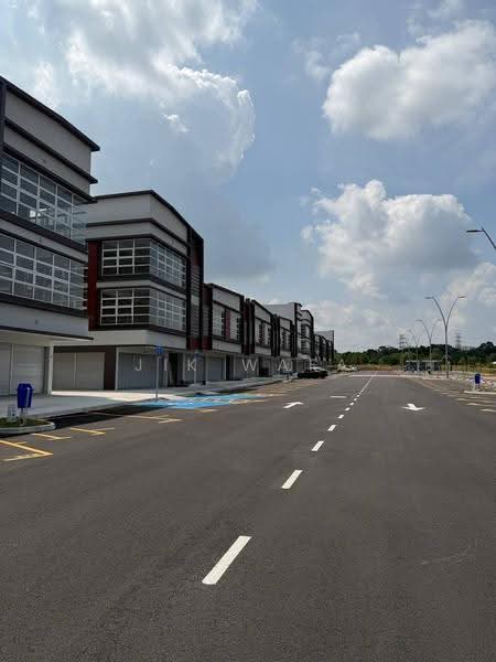Shop / Office for Rent in Seksyen U16 (Shah Alam) - Jik Wafa - Exterior - PropertyGuru.com.my