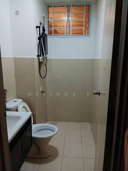Pangsapuri untuk Disewa di Molek Ria - Melinda Ee - Bathroom - PropertyGuru.com.my
