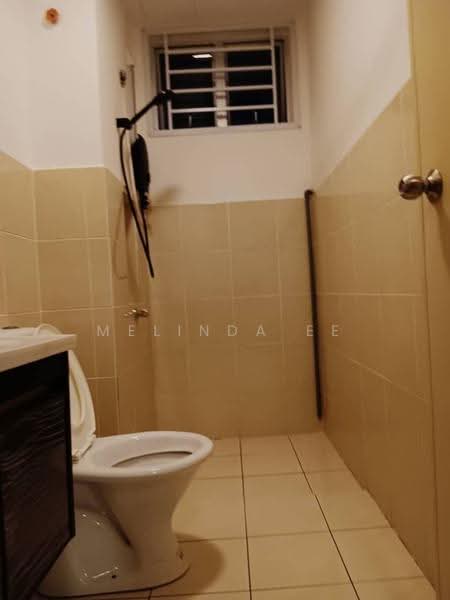 Pangsapuri untuk Disewa di Molek Ria - Melinda Ee - Bathroom - PropertyGuru.com.my