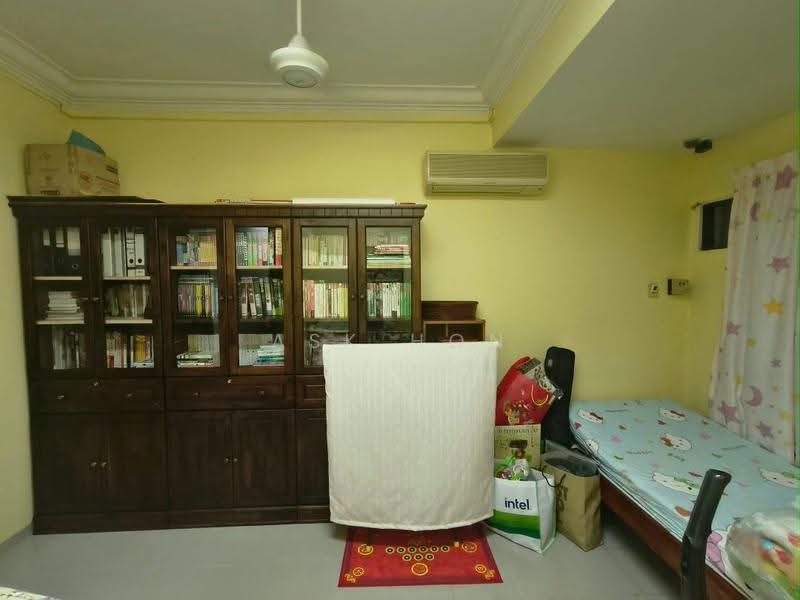 2-storey Terraced House for Sale in Taman Teratai (Kulai) - Ask Hon - Study - PropertyGuru.com.my
