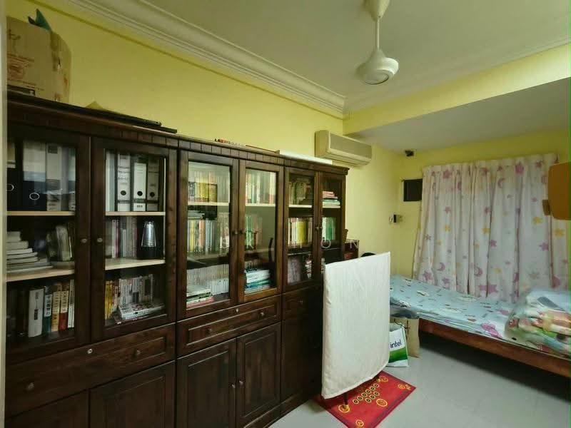 2-storey Terraced House for Sale in Taman Teratai (Kulai) - Ask Hon - Bedroom - PropertyGuru.com.my