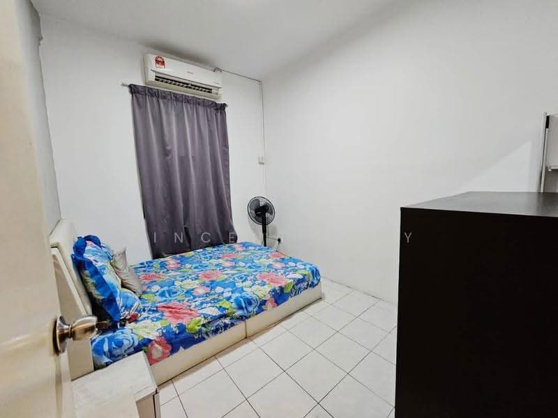 Pangsapuri untuk Dijual di Mutiara Heights - Vincent Koay - Bedroom - PropertyGuru.com.my