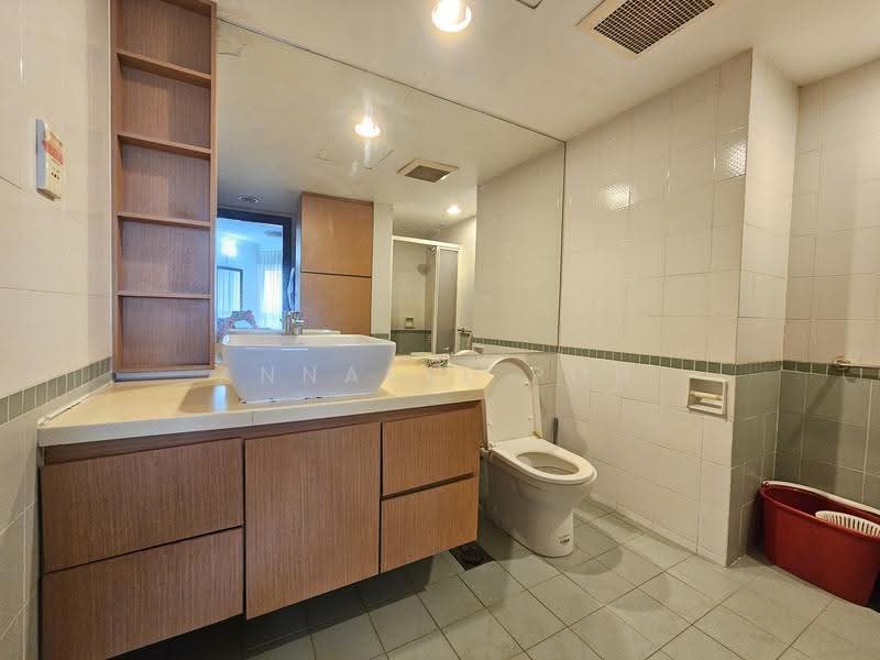 Pangsapuri untuk Disewa di Sucasa Corporate - Annabel Poh - Bathroom - PropertyGuru.com.my