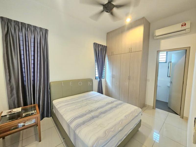 Rumah Berkembar untuk Dijual di Telok Panglima Garang (Selangor) - Leon Goh - Bedroom - PropertyGuru.com.my