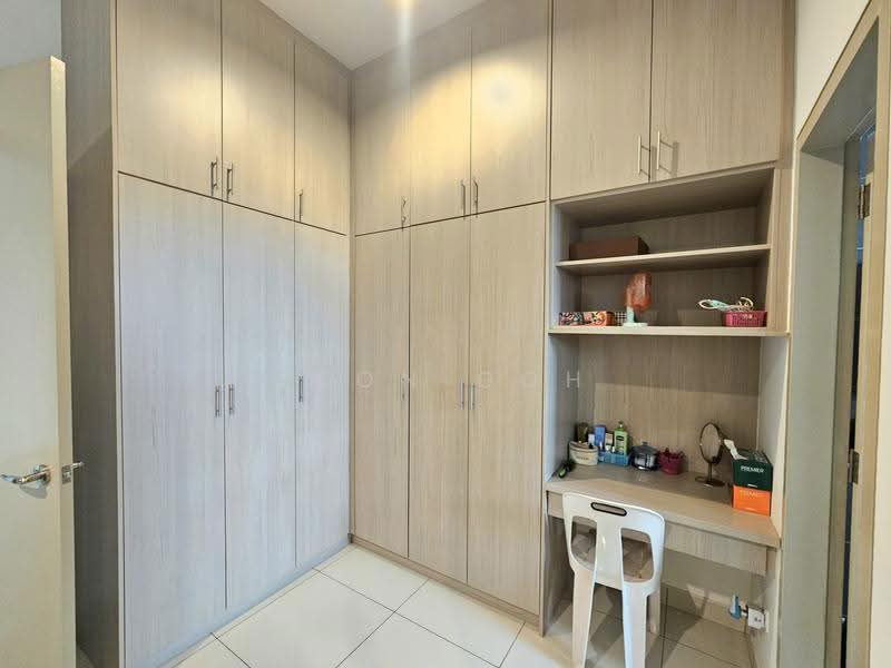 Rumah Berkembar untuk Dijual di Telok Panglima Garang (Selangor) - Leon Goh - Study - PropertyGuru.com.my