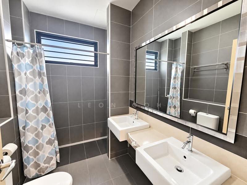Rumah Berkembar untuk Dijual di Telok Panglima Garang (Selangor) - Leon Goh - Bathroom - PropertyGuru.com.my