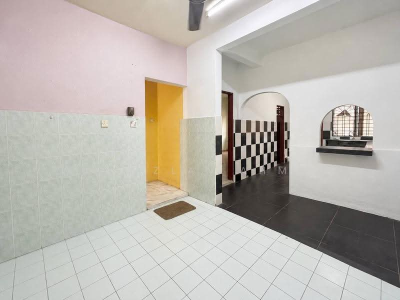 Rumah Teres 2-Tingkat untuk Dijual di Bandar Puncak Alam (Puncak Alam) - Wan Azlan Ahmad - Interior - PropertyGuru.com.my