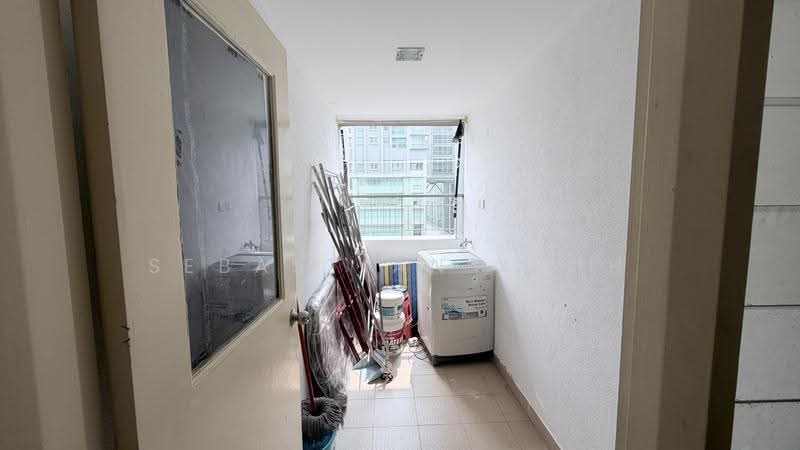 Service Residence for Sale at Solaris Dutamas - Sebastian Yeoh - Yard - PropertyGuru.com.my