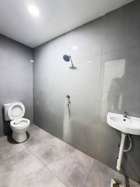 Rumah Berkembar untuk Dijual di Taman Putri Kulai (Kulai) - Cendy Chau - Bathroom - PropertyGuru.com.my