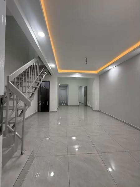 2-storey Terraced House for Sale in Taman Puteri Wangsa (Ulu Tiram) - Siew Hui - Interior - PropertyGuru.com.my