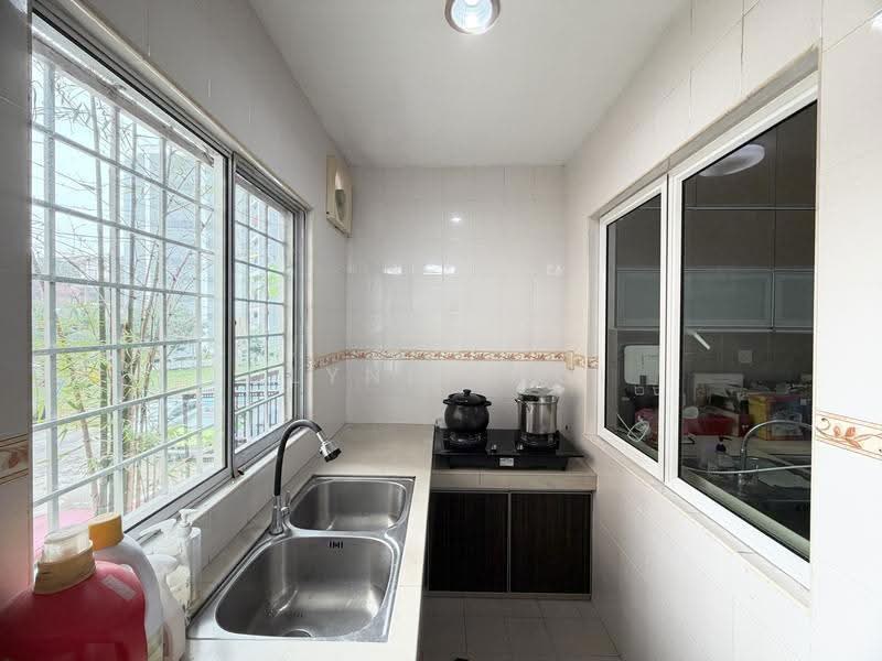 2.5-storey Terraced House for Sale in Taman Midah (Cheras) - Dlynie Ooi - Kitchen - PropertyGuru.com.my