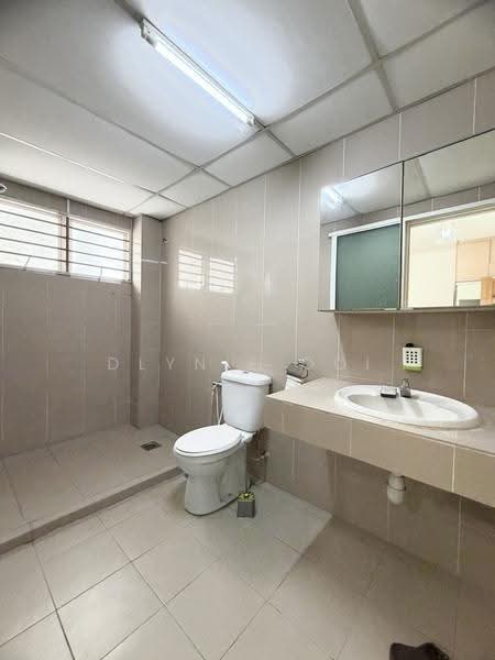 2.5-storey Terraced House for Sale in Taman Midah (Cheras) - Dlynie Ooi - Bathroom - PropertyGuru.com.my