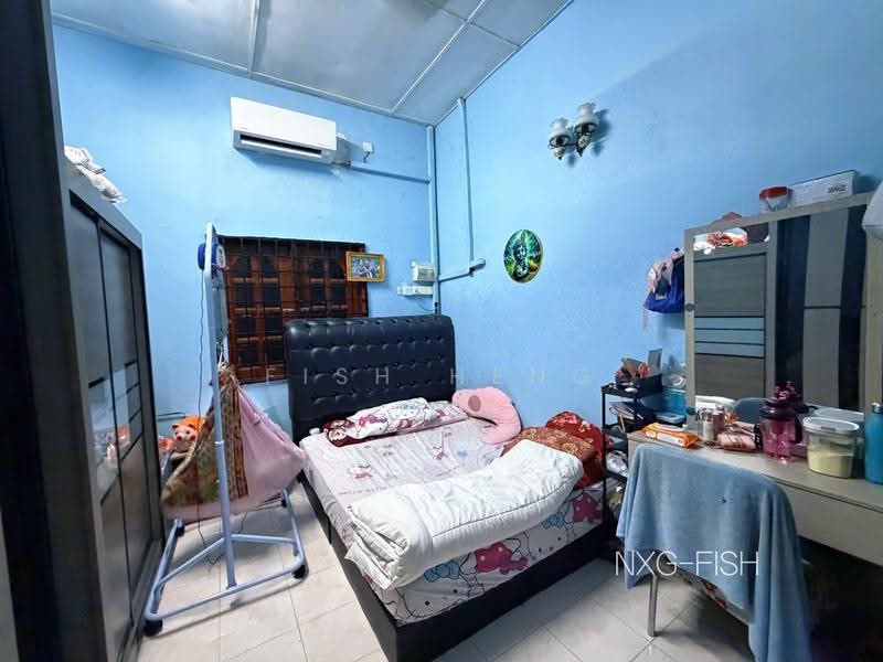 Rumah Teres untuk Dijual di Shah Alam (Selangor) - Fish Heng - Bedroom - PropertyGuru.com.my