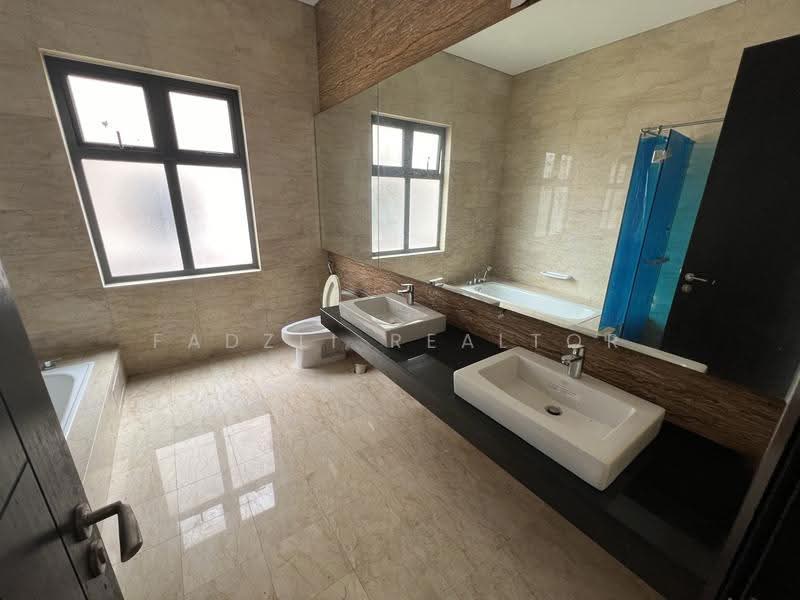 Rumah Berkembar untuk Dijual di Desa Sri Hartamas (Sri Hartamas) - Fadzli Realtor - Bathroom - PropertyGuru.com.my