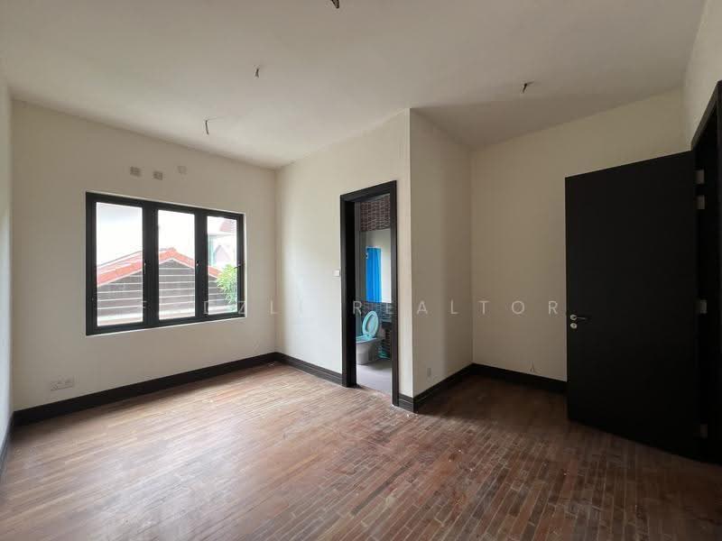 Rumah Berkembar untuk Dijual di Desa Sri Hartamas (Sri Hartamas) - Fadzli Realtor - Bathroom - PropertyGuru.com.my
