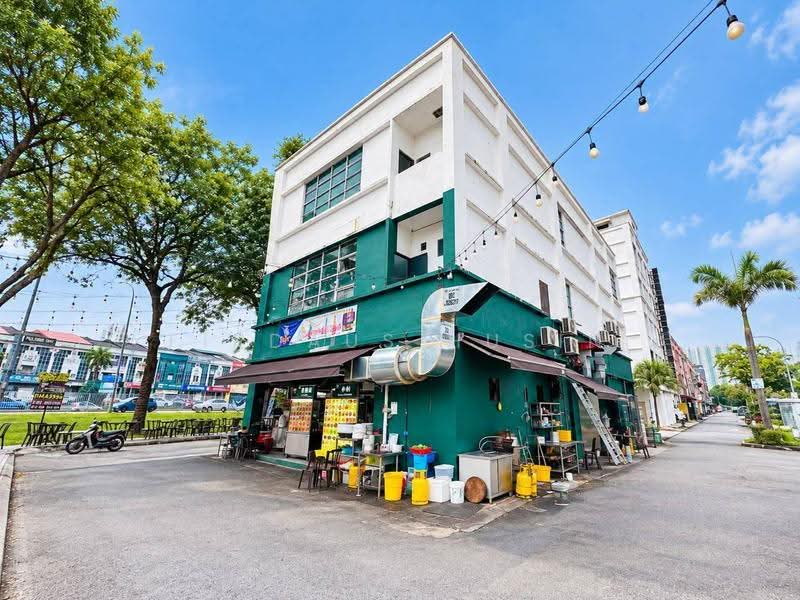 Commercial Bungalow for Sale in Seksyen 2, Taman Kinrara (Puchong) - Firdaus Husin - Exterior - PropertyGuru.com.my