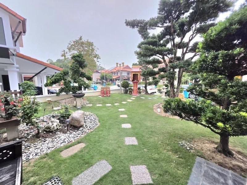 Semi-Detached House for Sale in Setia Eco Park (Setia Alam) - Wan Azlan Ahmad - Garden - PropertyGuru.com.my