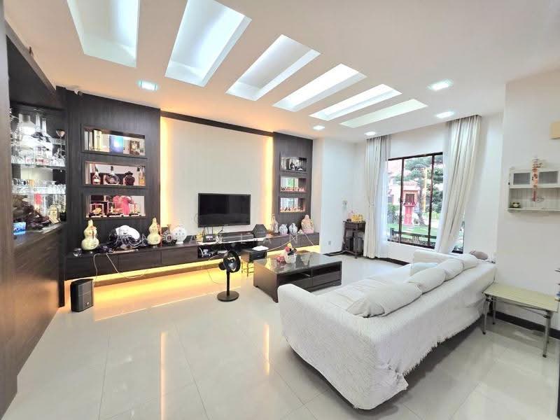 Semi-Detached House for Sale in Setia Eco Park (Setia Alam) - Wan Azlan Ahmad - Living Room - PropertyGuru.com.my