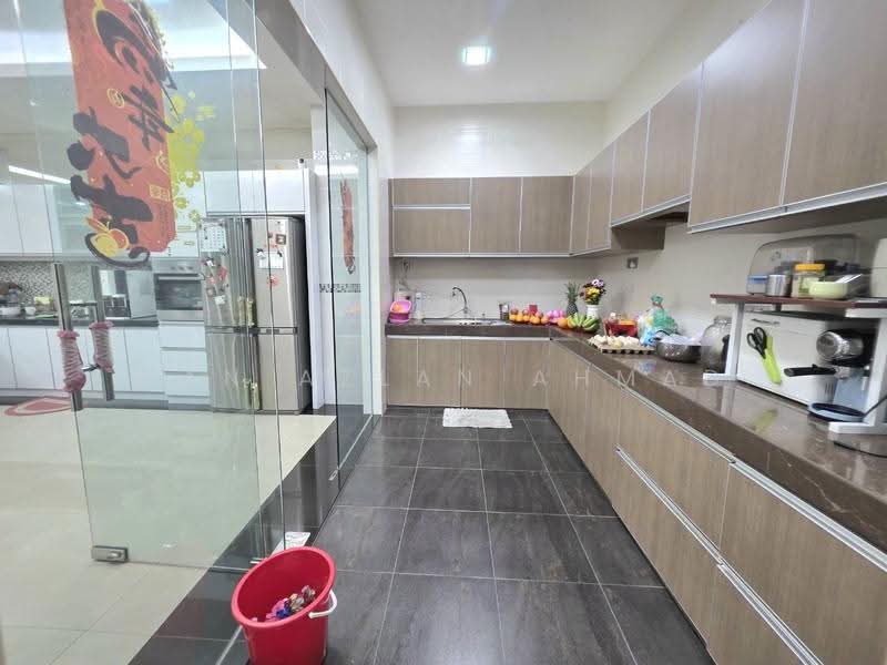 Semi-Detached House for Sale in Setia Eco Park (Setia Alam) - Wan Azlan Ahmad - Kitchen - PropertyGuru.com.my