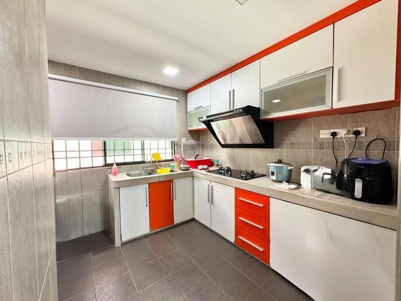 Rumah Teres 2-Tingkat untuk Dijual di Klang (Selangor) - Rylin Tan - Kitchen - PropertyGuru.com.my