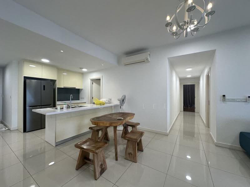 Kondominium untuk Dijual di Westside Three - Scott Lee - Kitchen - PropertyGuru.com.my