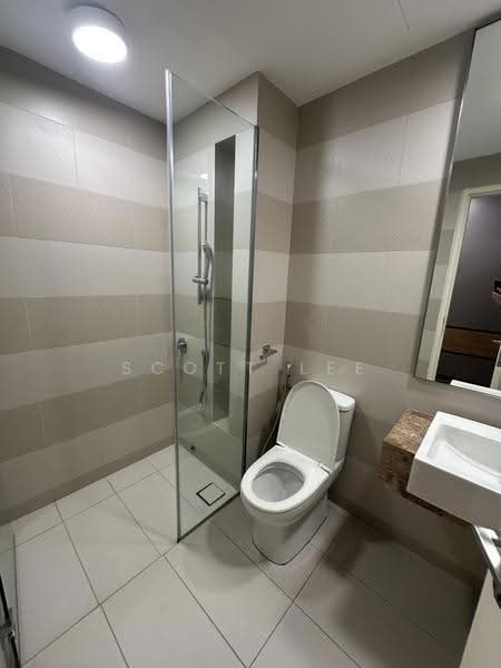 Kondominium untuk Dijual di Westside Three - Scott Lee - Bathroom - PropertyGuru.com.my