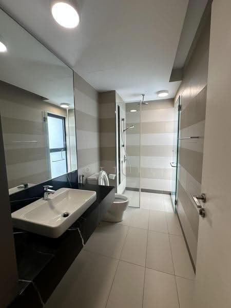 Kondominium untuk Dijual di Westside Three - Scott Lee - Bathroom - PropertyGuru.com.my