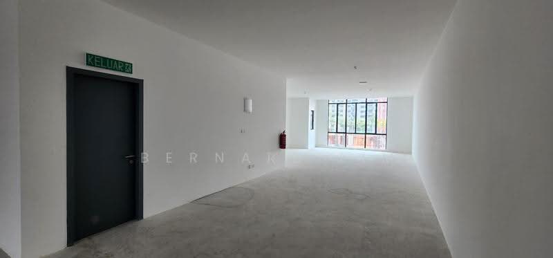 Kedai untuk Disewa di Bandar Baru Permas Jaya (Permas Jaya) - Bernard Lim - Entrance - PropertyGuru.com.my
