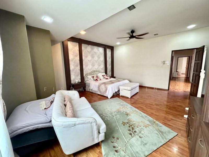 Rumah Banglo untuk Dijual di Bandar Putra Permai (Seri Kembangan) - Firdaus Husin - PropertyGuru.com.my
