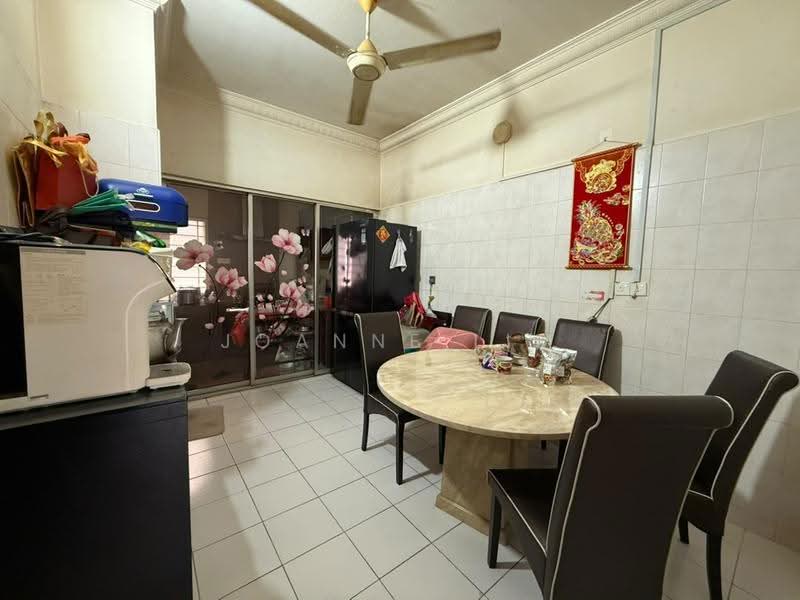 Terraced House for Sale in Bandar Botanic (Klang) - Joanne Lim - Dining Room - PropertyGuru.com.my