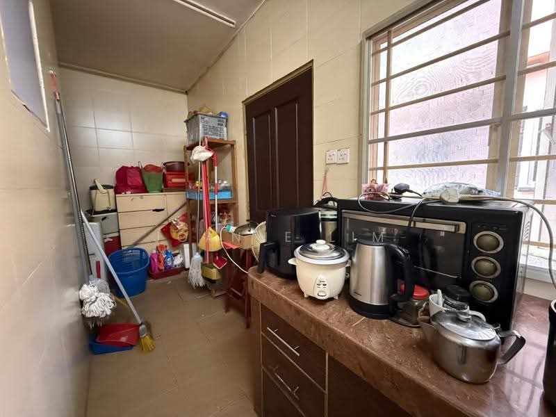 Terraced House for Sale in Bandar Botanic (Klang) - Joanne Lim - Kitchen - PropertyGuru.com.my