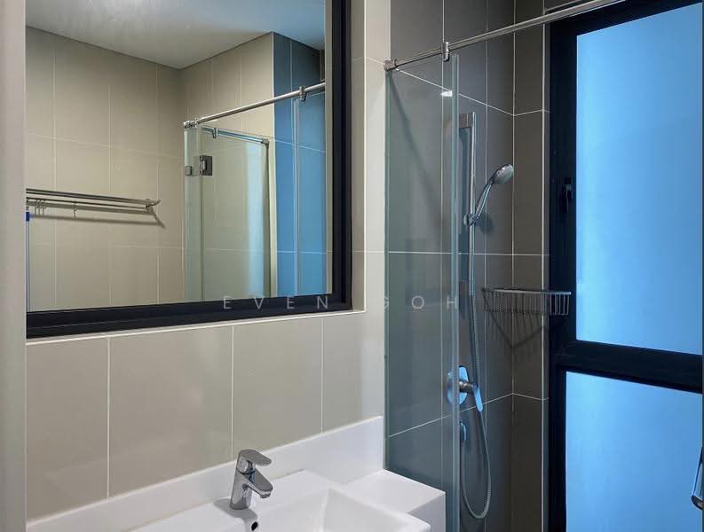 Kondominium untuk Dijual di The LIGHT COLLECTION II - Even Goh - Bathroom - PropertyGuru.com.my