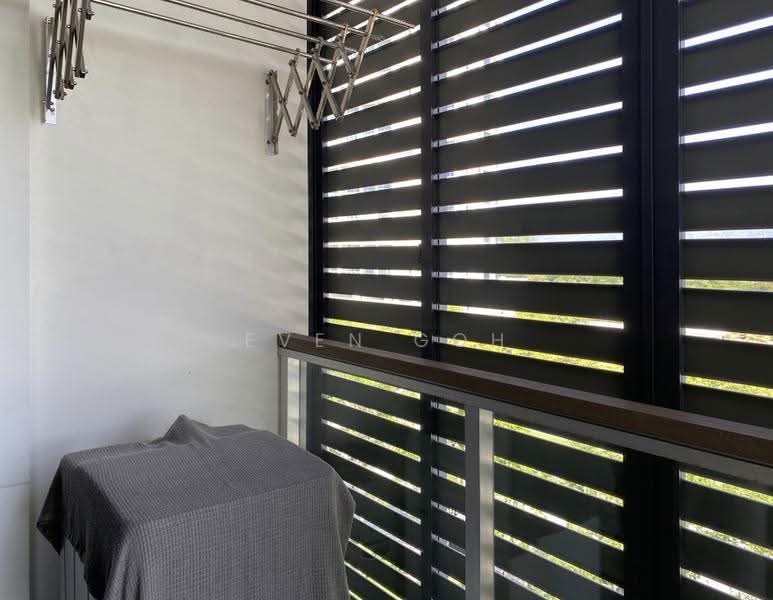 Kondominium untuk Dijual di The LIGHT COLLECTION II - Even Goh - Balcony - PropertyGuru.com.my