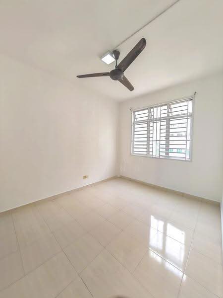 Apartment for Sale at Kipark Apartment - Elston Chong - Interior - PropertyGuru.com.my