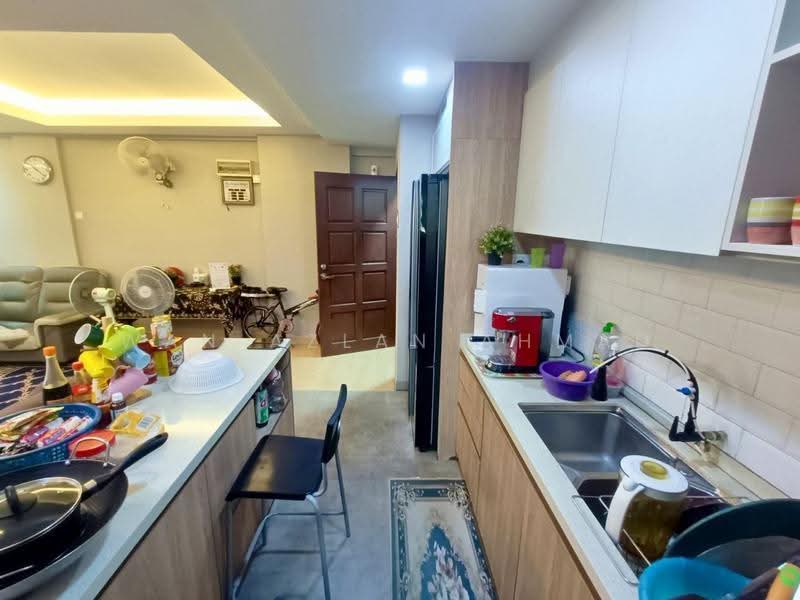 Kondominium untuk Dijual di Pangsapuri Saujana Gombak - Wan Azlan Ahmad - Kitchen - PropertyGuru.com.my