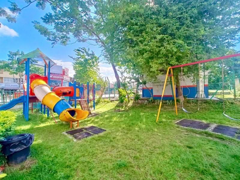 Kondominium untuk Dijual di Pangsapuri Saujana Gombak - Wan Azlan Ahmad - Exterior - PropertyGuru.com.my