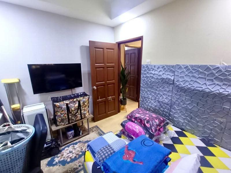 Kondominium untuk Dijual di Pangsapuri Saujana Gombak - Wan Azlan Ahmad - Bedroom - PropertyGuru.com.my