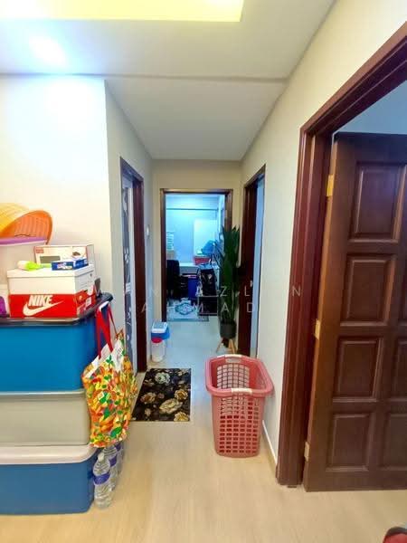 Kondominium untuk Dijual di Pangsapuri Saujana Gombak - Wan Azlan Ahmad - Corridor - PropertyGuru.com.my
