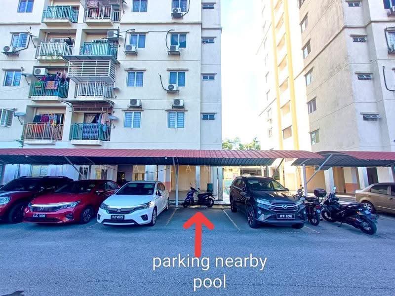 Kondominium untuk Dijual di Pangsapuri Saujana Gombak - Wan Azlan Ahmad - Car Park - PropertyGuru.com.my