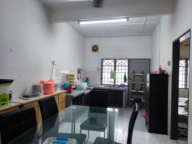 Rumah Teres 1-Tingkat untuk Dijual di Taman Seri Duyong (Duyong) - King Song - Kitchen - PropertyGuru.com.my