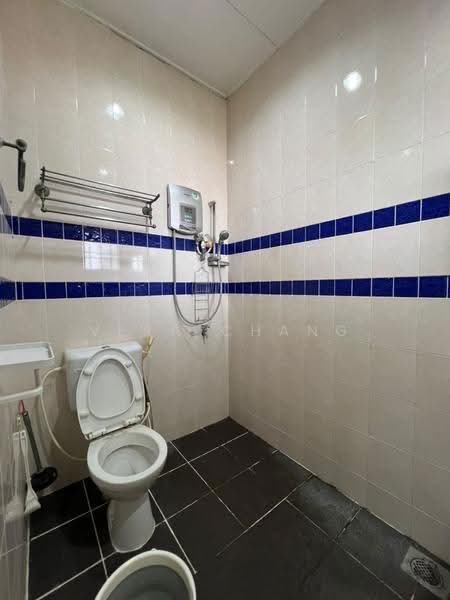 1-storey Terraced House for Rent in Taman Pelangi (Johor Bahru) - Vera Chang - Bathroom - PropertyGuru.com.my