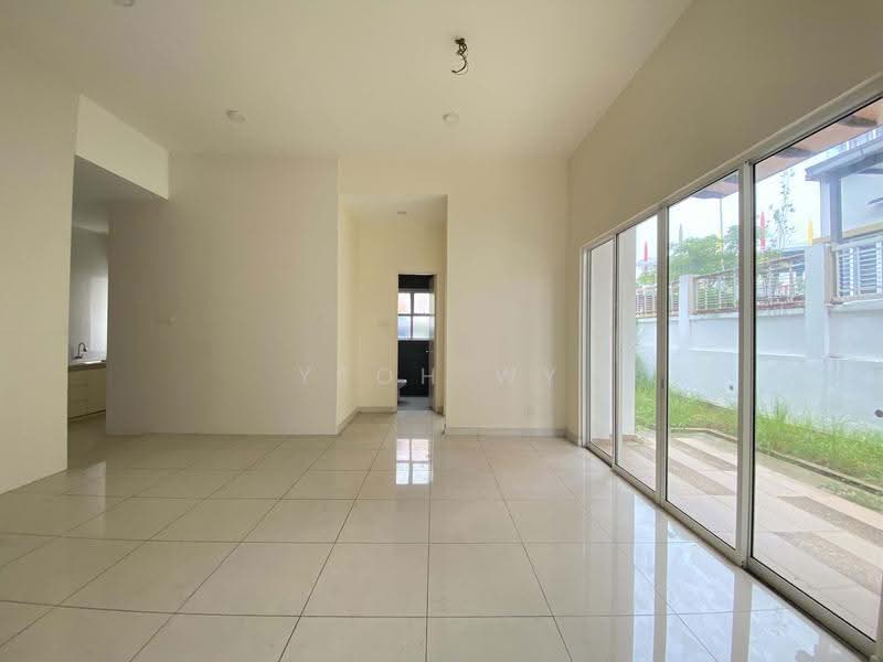 Semi-Detached House for Rent in D'Kayangan (Shah Alam) - Yeoh WY - Living Room - PropertyGuru.com.my