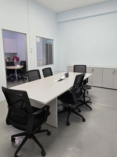Kedai untuk Disewa di Larkin (Johor Bahru) - Kayden Voon - Meeting Room - PropertyGuru.com.my