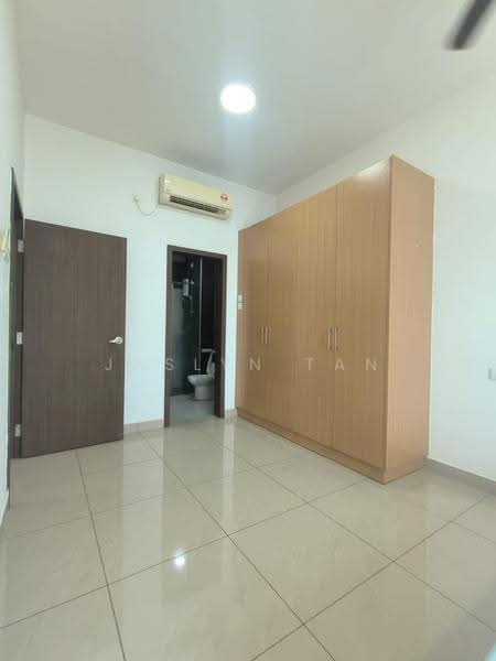 Service Residence for Rent at D'Secret Garden (Pangsapuri Kempas Indah) - Jaslyn Tan - Bedroom - PropertyGuru.com.my