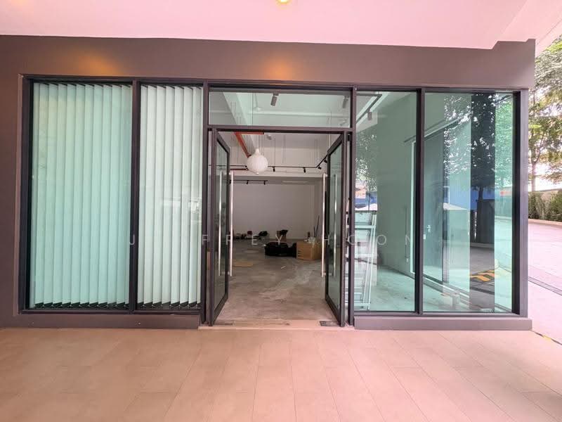 Kedai untuk Disewa di Taman United (Jalan Klang Lama (Old Klang Road)) - Jeffrey Hoon - Entrance - PropertyGuru.com.my